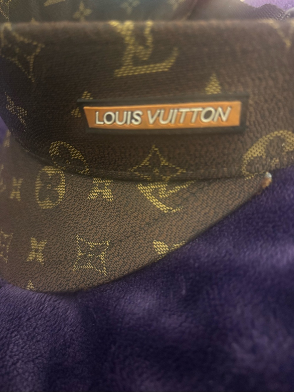 Louis Vuitton-Monogram Sun Visor and 2 IPhone14/15 Plus Cell Phone Cases - Picture 6 of 11